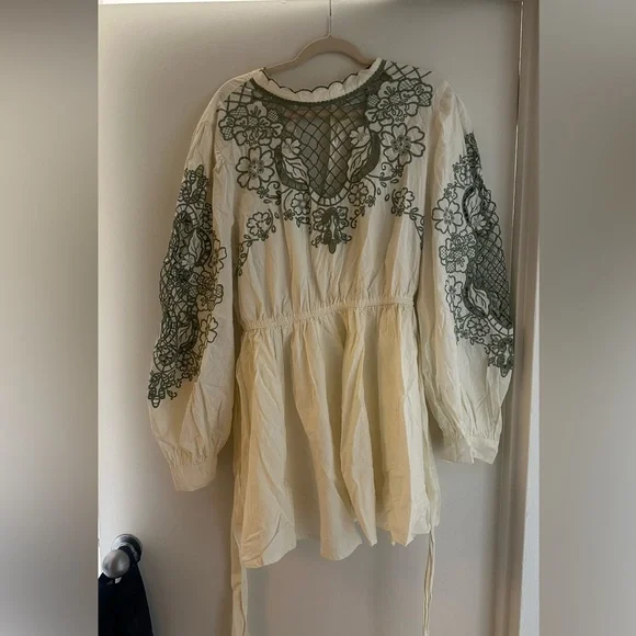 ASOS Curve | Dresses | Asos Luxe Beautiful Fit And Flare Dress With Green  Embroidery And Waist Belt | Poshmark
